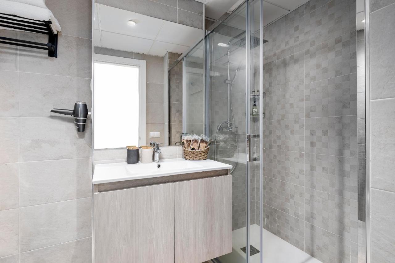 Apartamento Deluxe Con Piscina, Terraza & Parking Малага Екстер'єр фото