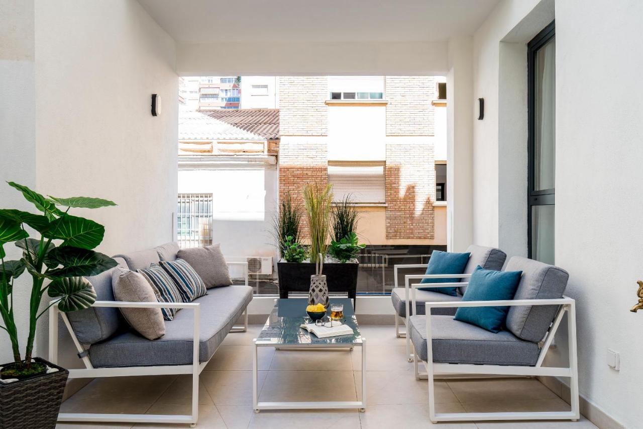 Apartamento Deluxe Con Piscina, Terraza & Parking Малага Екстер'єр фото